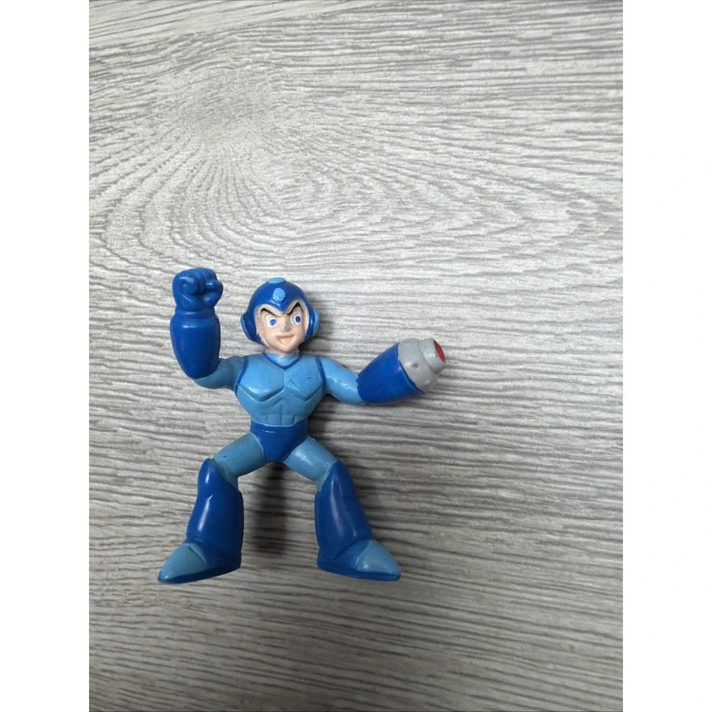 MEGA MAN Nintendo PVC 2